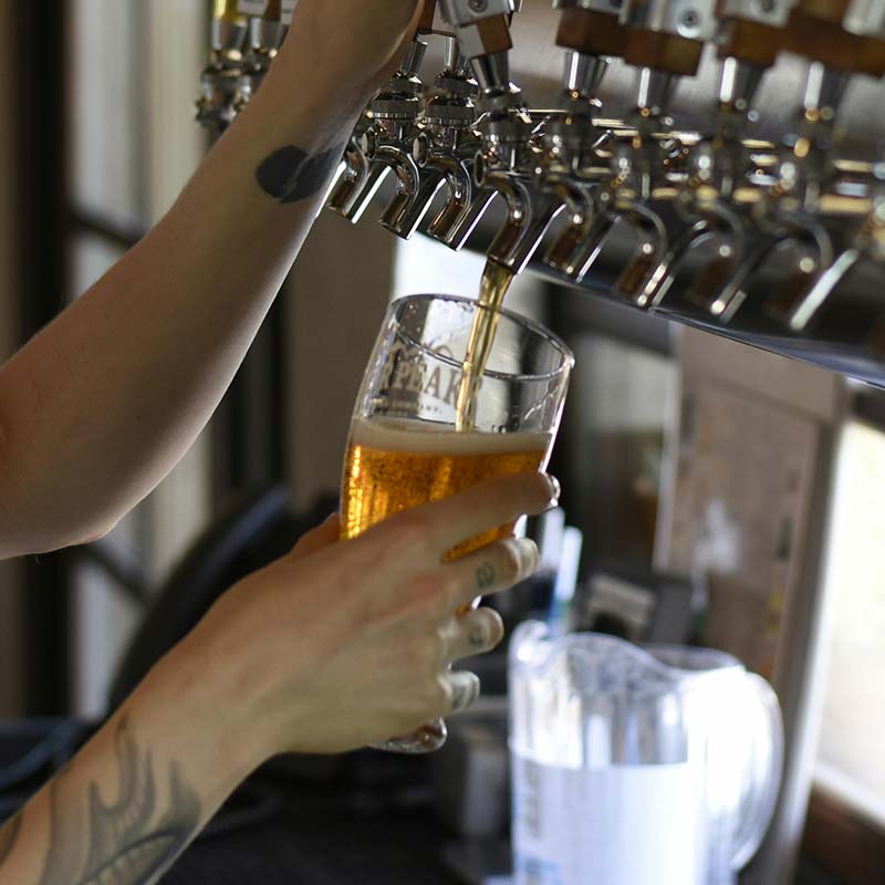 Beer pour 2